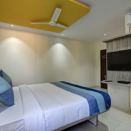 Orange Suites & Inn Near Bangalore Airport Devanahalli エクステリア 写真