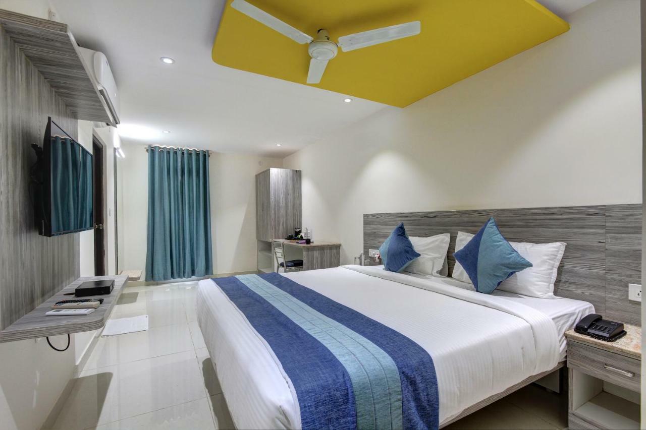 Orange Suites & Inn Near Bangalore Airport Devanahalli エクステリア 写真
